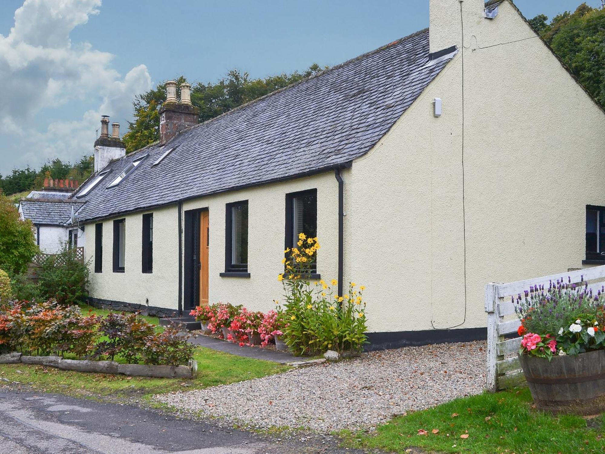 Kinnettas Cottage 斯特拉斯佩弗 外观 照片